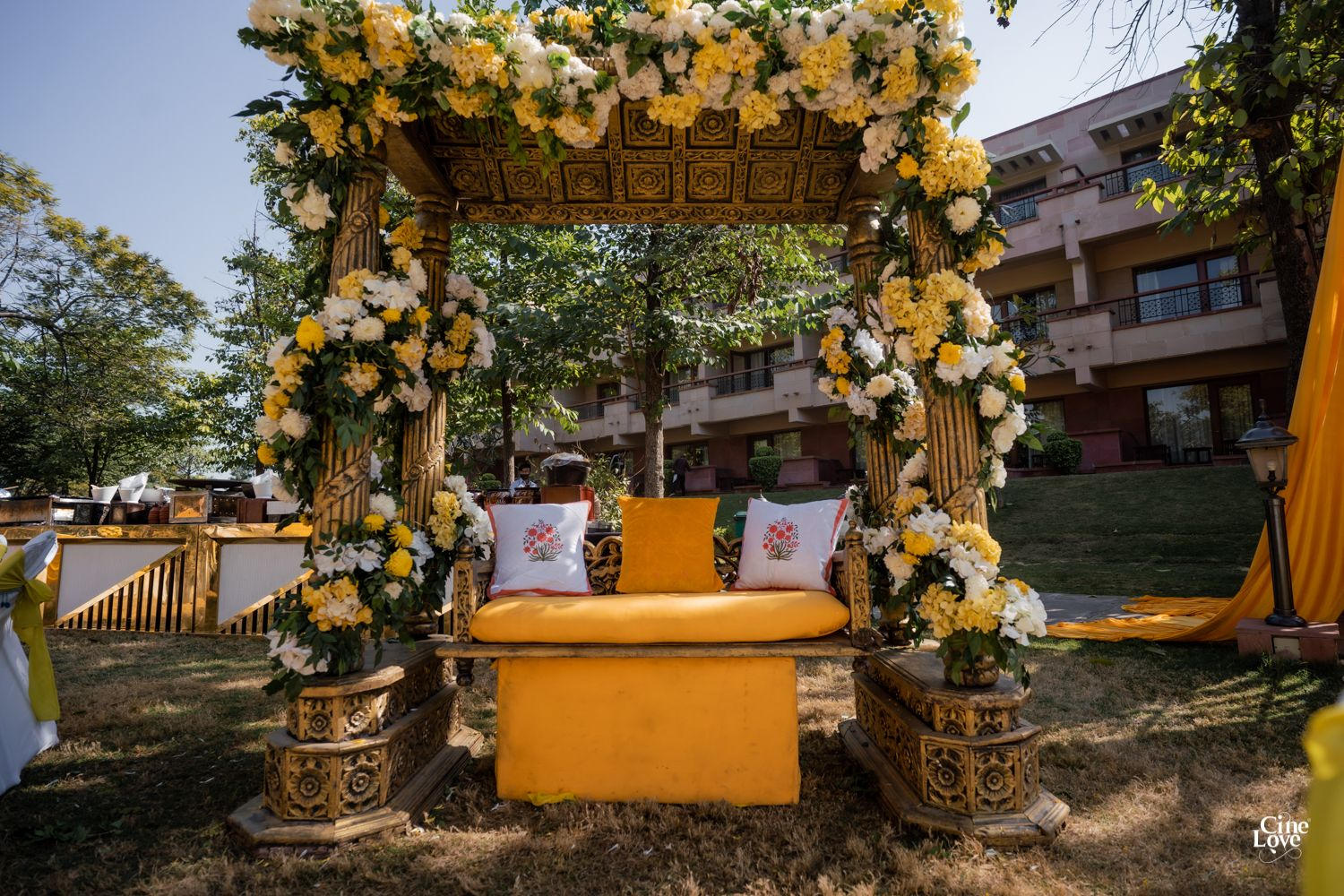 Service Provider of Bridal Shoot in New Delhi, Delhi, India.